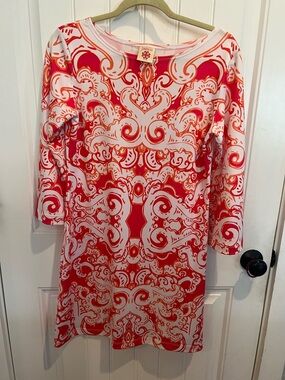 Aris Coral and White Patterned Shift Dress with Long Sleeves